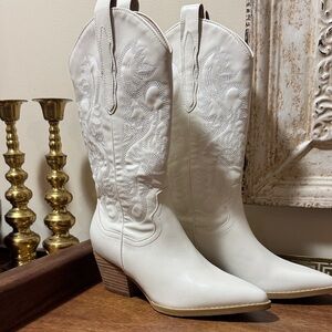 Altar'd State White Cowboy Cowgirl Western Heeled Boots